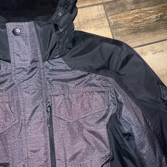 ZeroXposur ski coat with hood - Picture 4 of 8